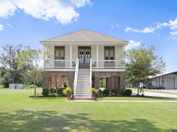45343 John Sheets Rd, Saint Amant, LA 70774