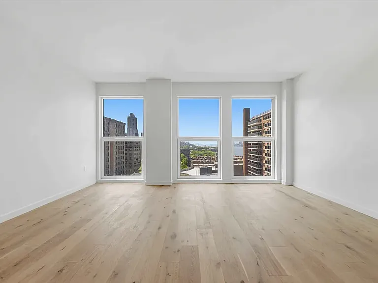 636 W 158th St #11I — Photo 7
