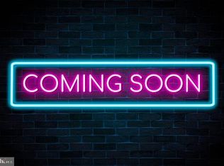 1061 Gardenview Loop APT 304, Woodbridge, VA 22191