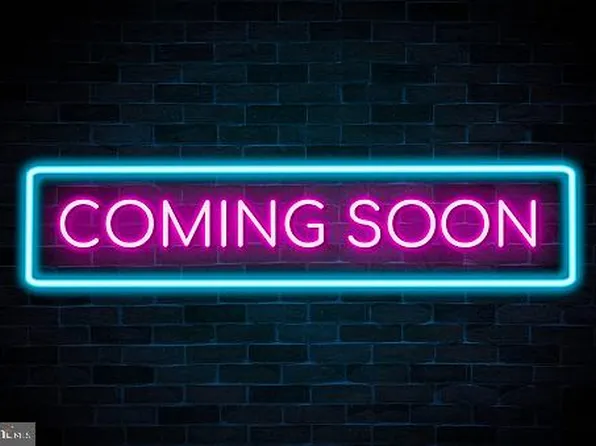 1806 Rocky Glen Dr, Frederick, MD 21702