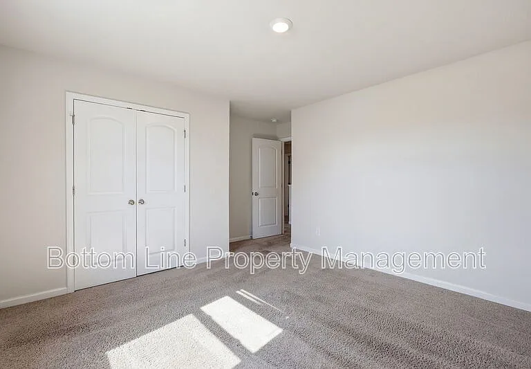 608 Frosty Way — Photo 35