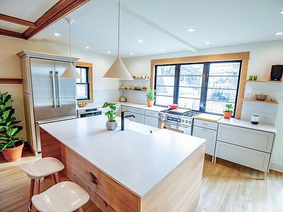5th image of 15 W 57th Ter