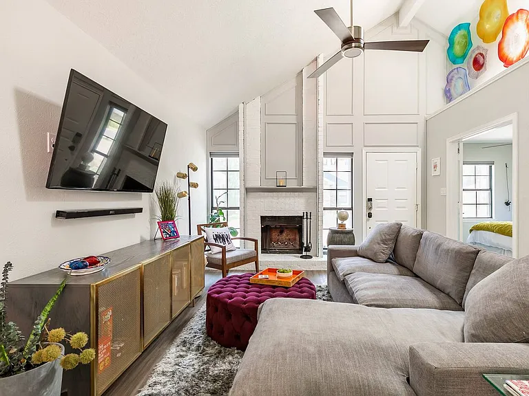 1531 McCoy St — Photo 4