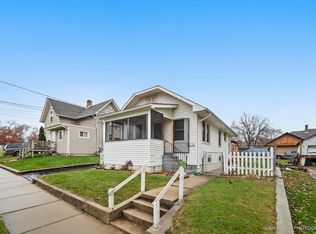 308 Mill St, Elgin, IL 60123