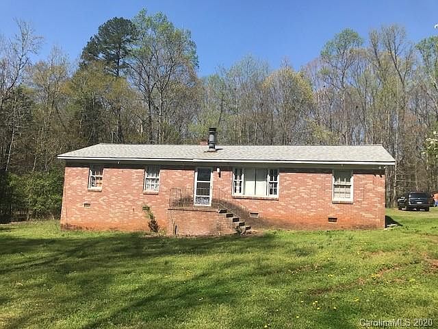 1st image of 2838 Dogwood Cir