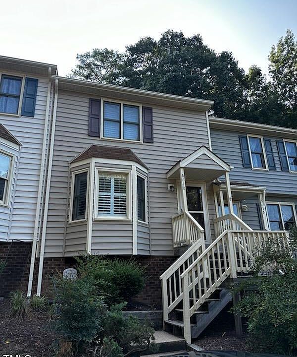 2nd image of 6640 English Ivy Ln