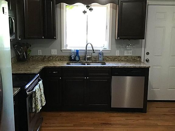 4th image of 5362 Lakewood Dr