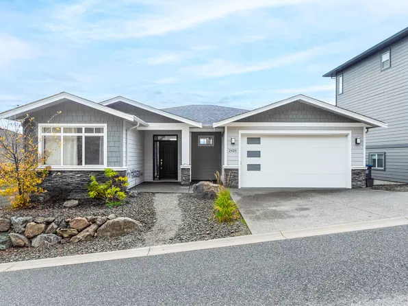 2420 Tallus Heights Dr, West Kelowna, BC V4T 3M2