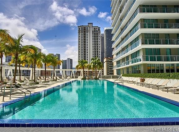 2nd image of 1111 SW 1st Ave APT 3023-N