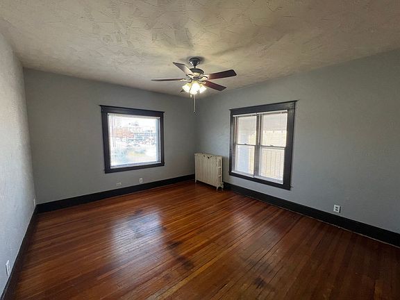 2nd image of 1735 M St #1735
