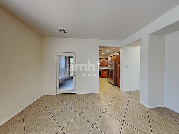 4th image of 492 E Calle Amura