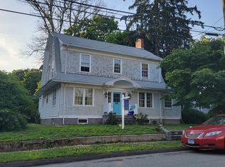 42 Brookview Ave, Fairfield, CT 06825