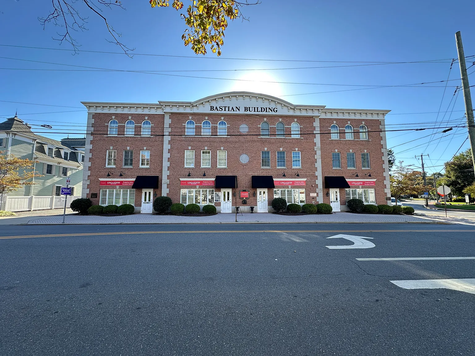 2 bed, 2.5 bath, 2000 sqft, $3,255 — Photo 1