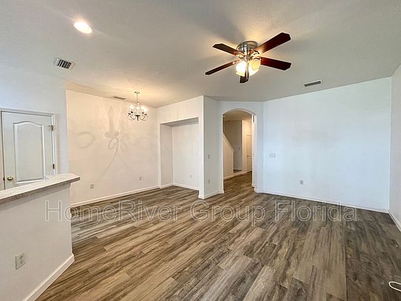 5th image of 9904 Venetian River Way