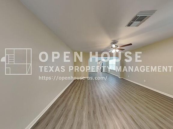 3rd image of 20202 Stonegrove Ct