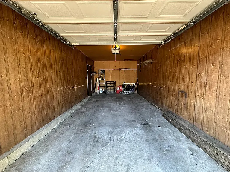 3824 Forest Ave — Photo 15
