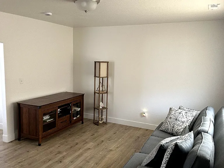 355 N 2650 W #4 — Photo 11