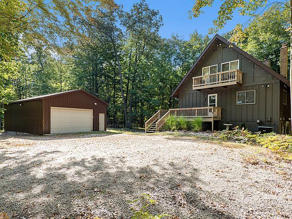 2nd image of 9714 Center Ln