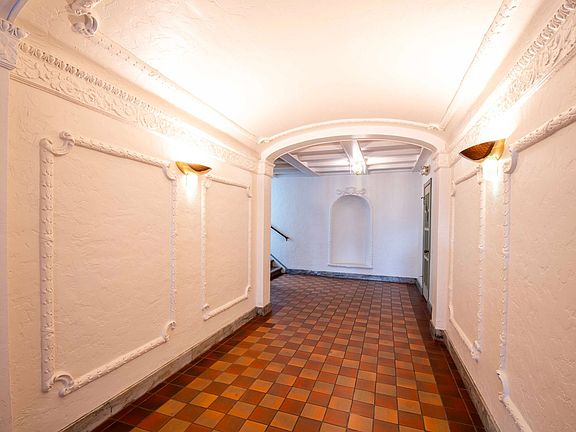 3rd image of 577 Castro St APT 104