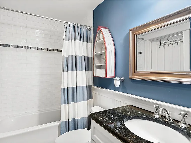32 Honeysuckle Ln #C — Photo 20
