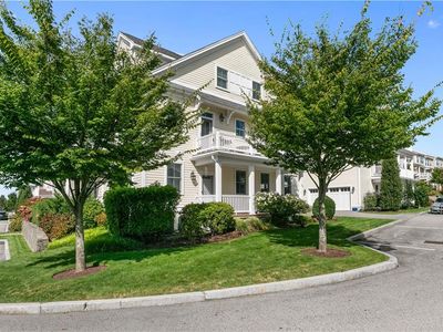 50 Kettle Point Ave #50, East Providence, RI, 02914