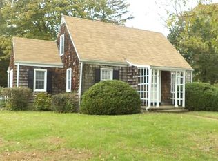 223 Henry St, Fairfield, CT 06824
