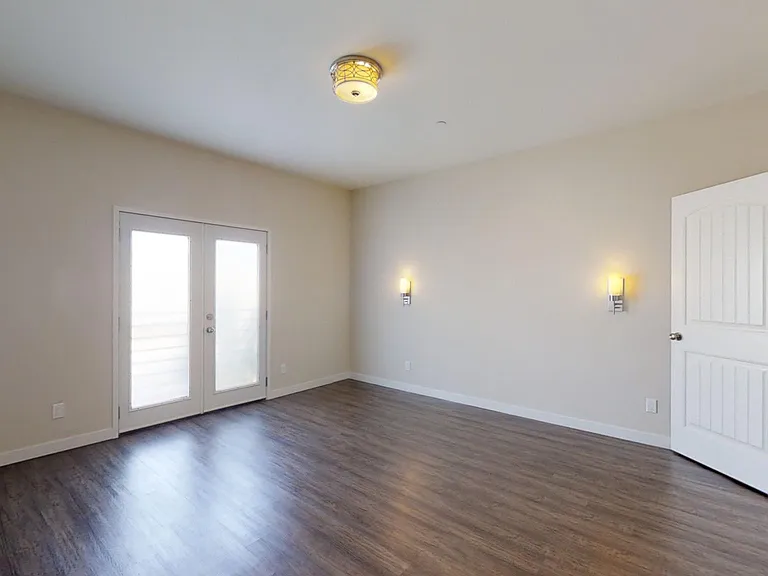 1203 W Gardena Blvd #C — Photo 17