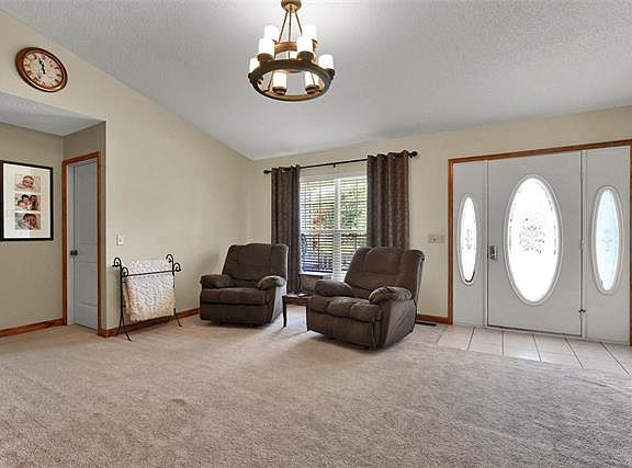 2nd image of 191 Northridge Dr