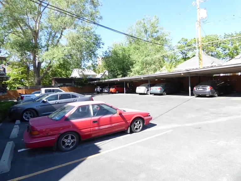 127 S 800 E #17 — Photo 24