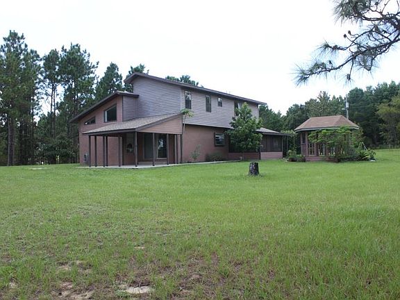 2nd image of 4001 Caamano Ln
