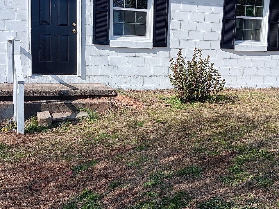1st image of 377 Jennings Ct SE