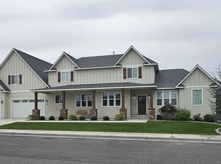 8705 W 11th Ave, Kennewick, WA 99338