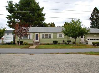 18 Joffre St, Lowell, MA 01851