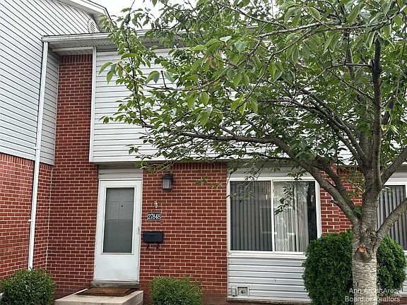 2nd image of 27848 Eastwick Sq #81