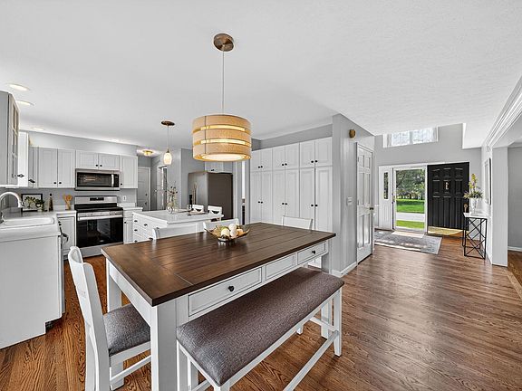 5th image of 15891 S Lakeshore Dr
