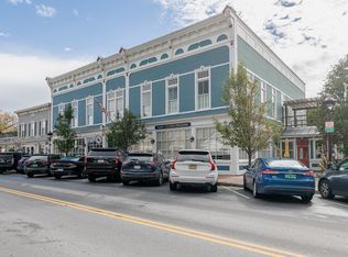 4928 Main St #2, Manchester Center, VT 05255