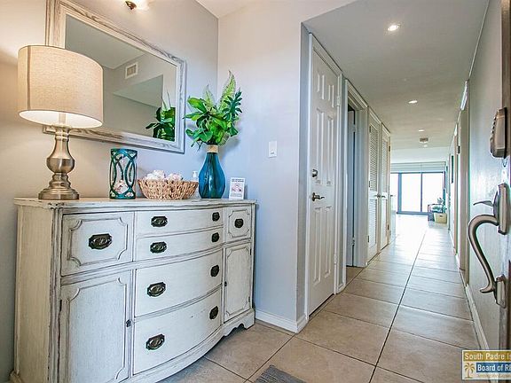 3rd image of 2800 Gulf Blvd Unit 307