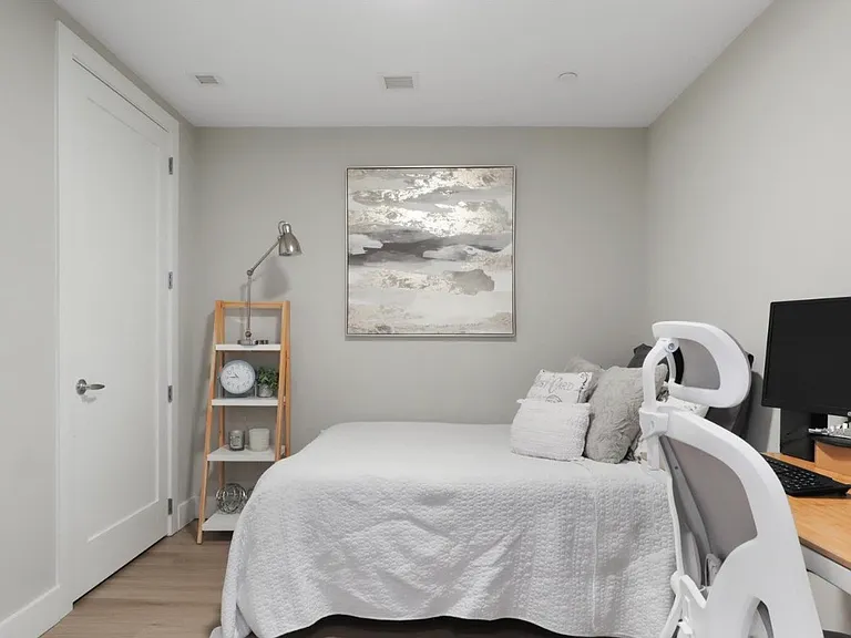 801 N Fairfax St #414 — Photo 5