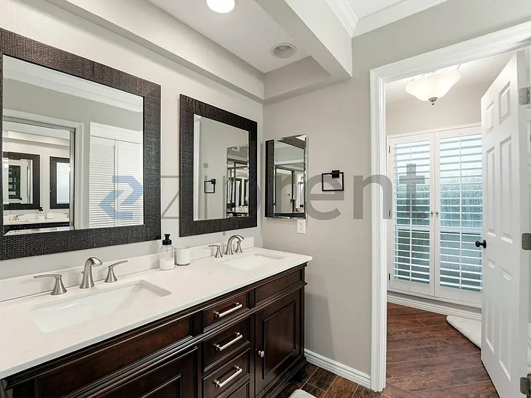 7551 E North Ln — Photo 21