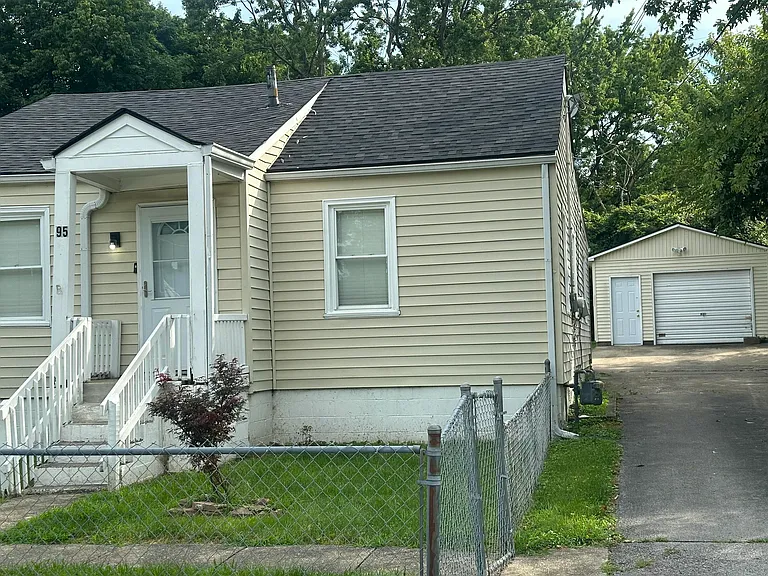 95 Glass Ave — Photo 3