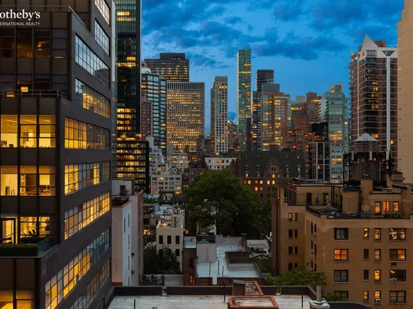 216 East 47th Street 12A image 3 of 12