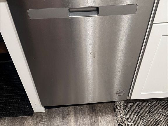 4th image of 1367 3rd St