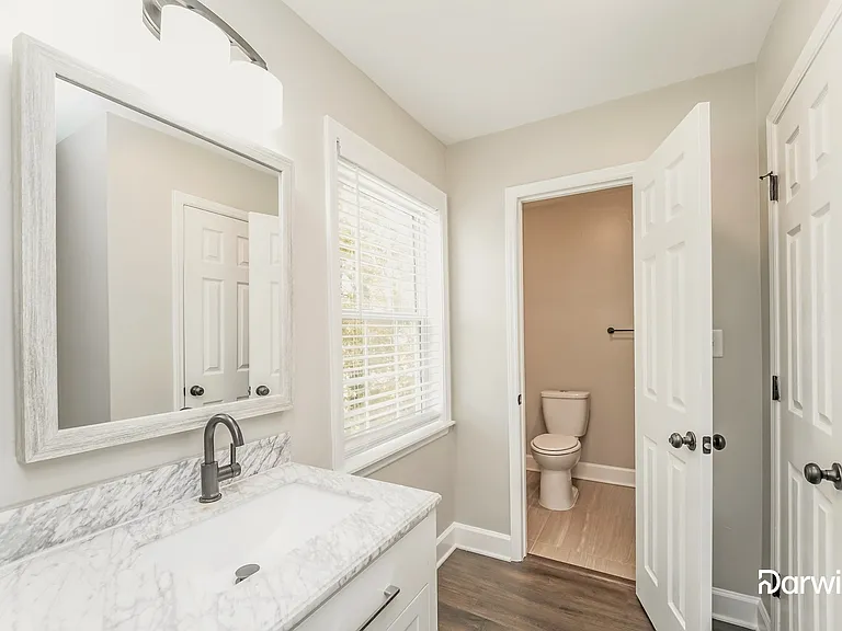 12318 Sherman Dr — Photo 9
