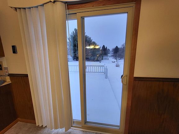 2nd image of 2924 Princeton Dr
