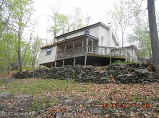 228 Timber Dr, East Stroudsburg, PA