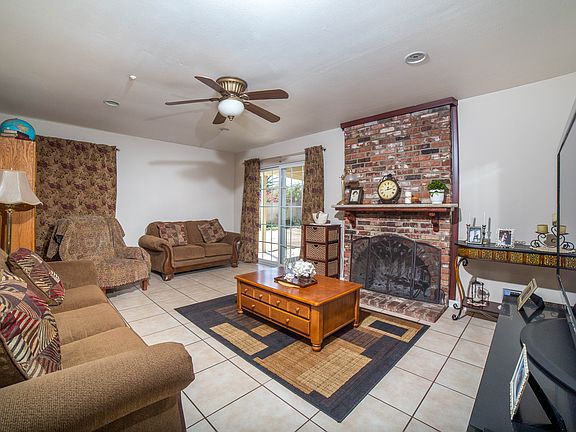 5th image of 13017 Fenton Ave
