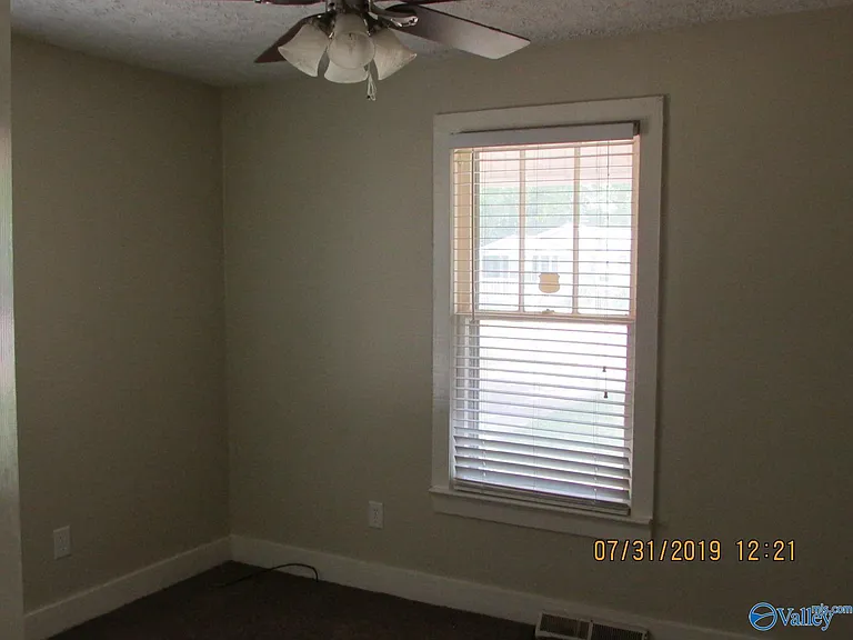 1501 McKinley Ave NE — Photo 24