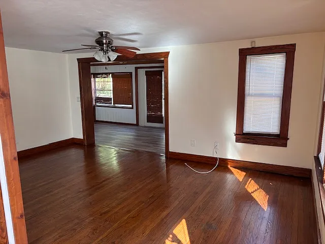 2 bed, 900 sqft, $1,700 — Photo 2