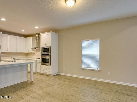3rd image of 2179 Eagle Talon Cir