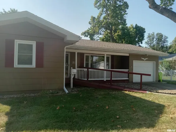 33 Windrush Dr, Jacksonville, IL 62650